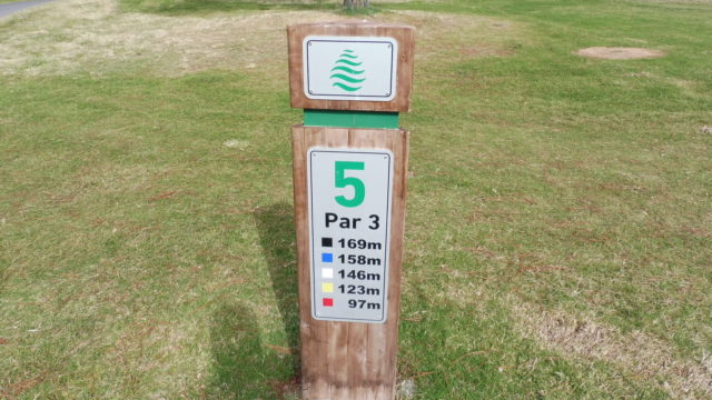 Hole marker at RACV Royal Pines Resort