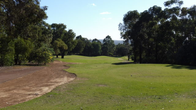 The 2nd tee at Araluen Golf Resort