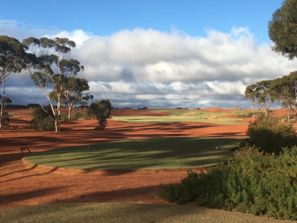 The 16th tee at Kalgoorlie Golf Club