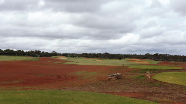 The 18th tee at Kalgoorlie Golf Club