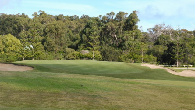 The 9th green at The Cut Golf Club