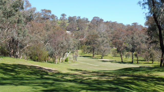 The 14th tee at Federal Golf Club