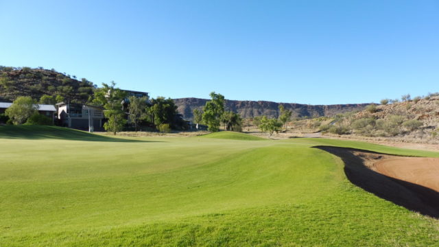 The 2nd green at Alice Springs Golf Club