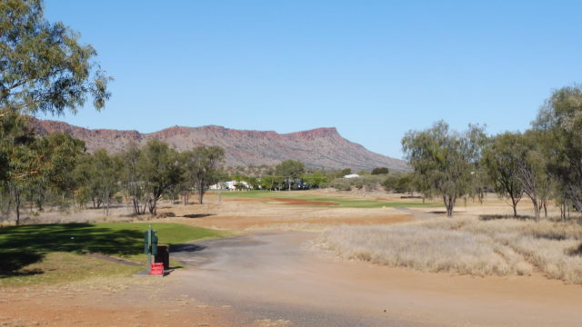 The 6th tee at Alice Springs Golf Club