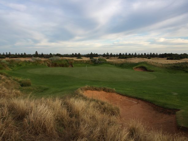 The 1st green at Links Lady Bay Golf Resort