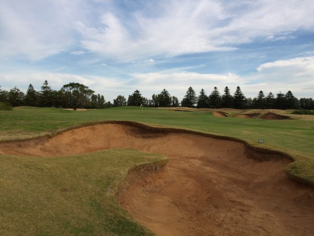 The 5th green at Links Lady Bay Golf Resort