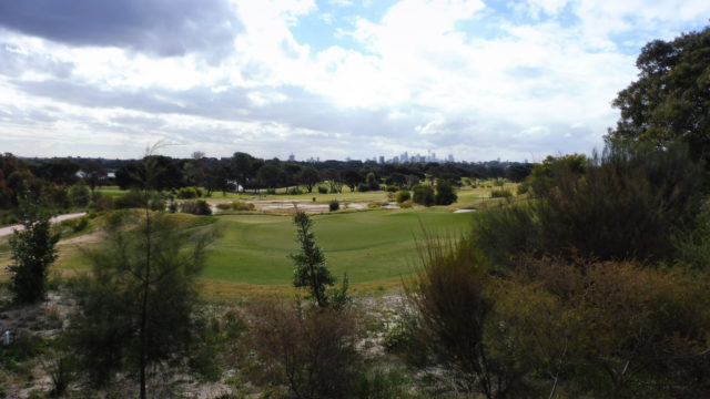 The 15th Green at Bonnie Doon Golf Club