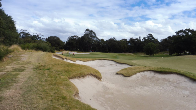 The 5th green at Bonnie Doon Golf Club