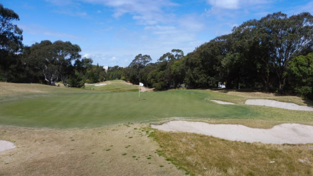 The 6th green at Bonnie Doon Golf Club