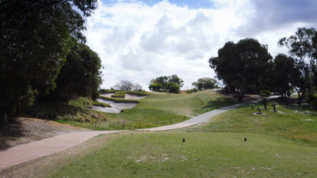 The 6th tee at Bonnie Doon Golf Club