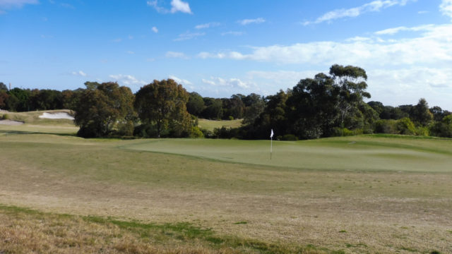 The 8th green at Bonnie Doon Golf Club