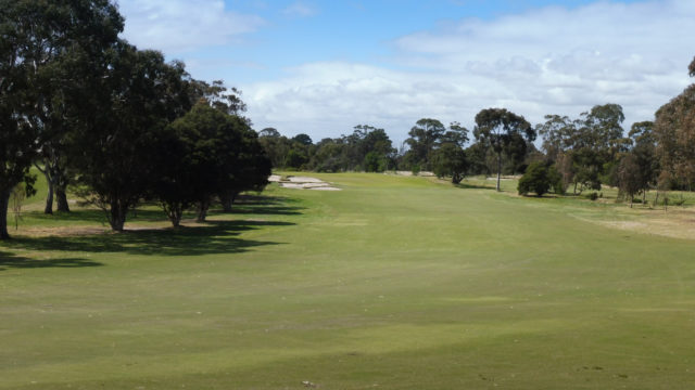 The 1st fairway at Woodlands Golf Club