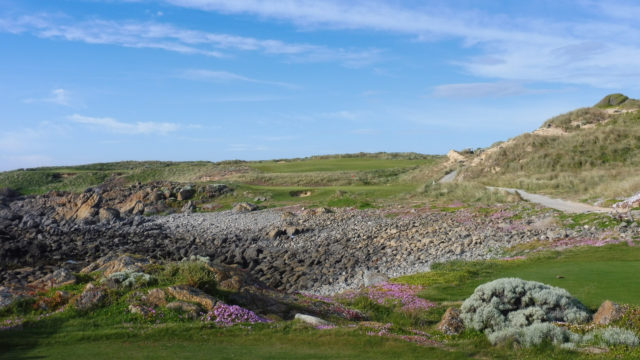 The 11th tee at Cape Wickham Links