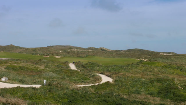 The 6th tee at Cape Wickham Links