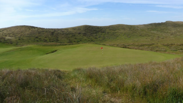 Teh 8th green at Cape Wickham Links