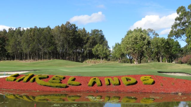 Grass logo for Lakelands Golf Club