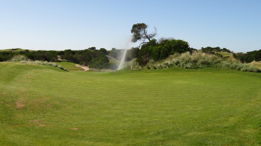 View of the double green on the 1st hole at Bougle Run